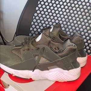 nike huarache run